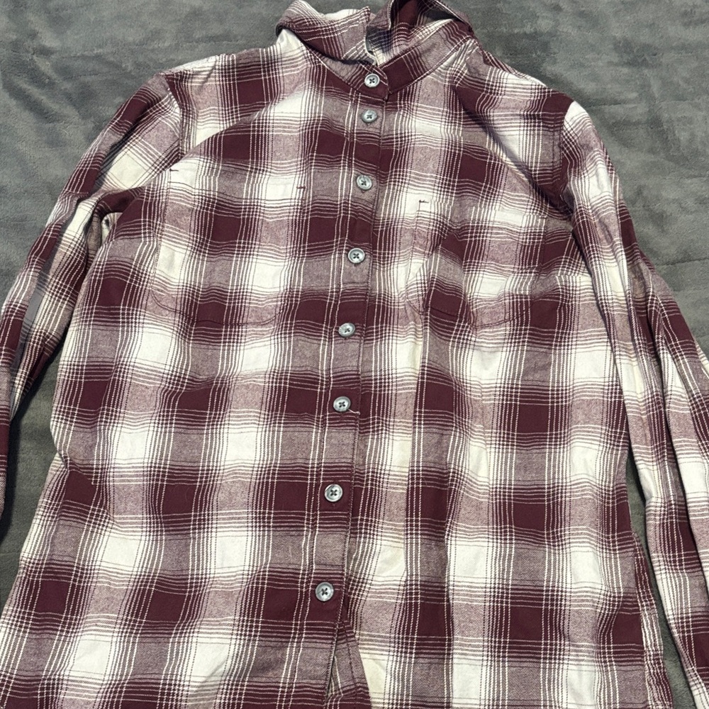 Women’s Plaid Button-Up Shirt